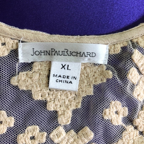 📌John Paul Richard Beautiful Ivory Lace Top - Picture 5 of 8